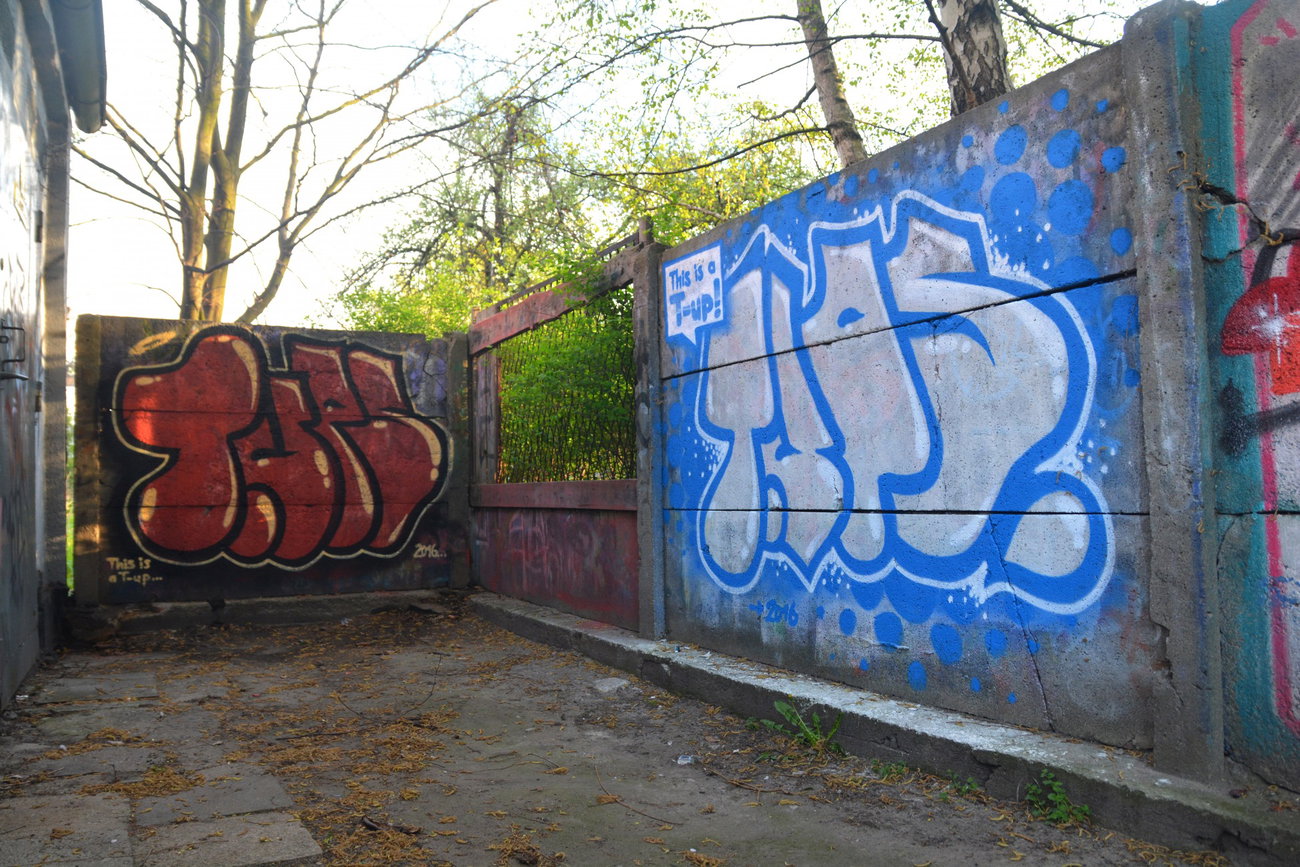 Graffiti in SLUBICE - Photo by NOIIO3 - tups, thisisatup, tup (2016)