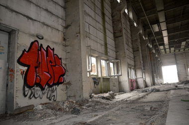 Graffiti Wall - Photo by NOIIO3 - tup, throwup (2016)