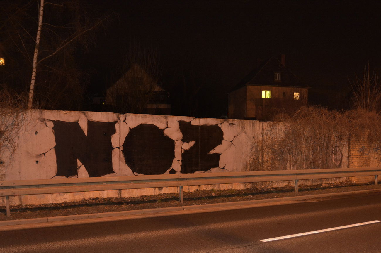 Graffiti Bombing - Photo by NOIIO3 - no2 (2017)