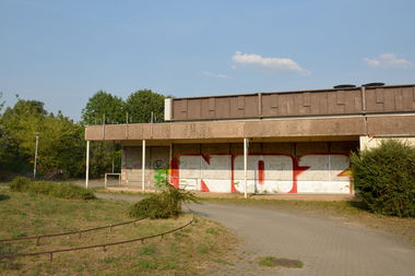 Graffiti Bombing - Photo by NOIIO3 - no2, nd2, number2 (2015)