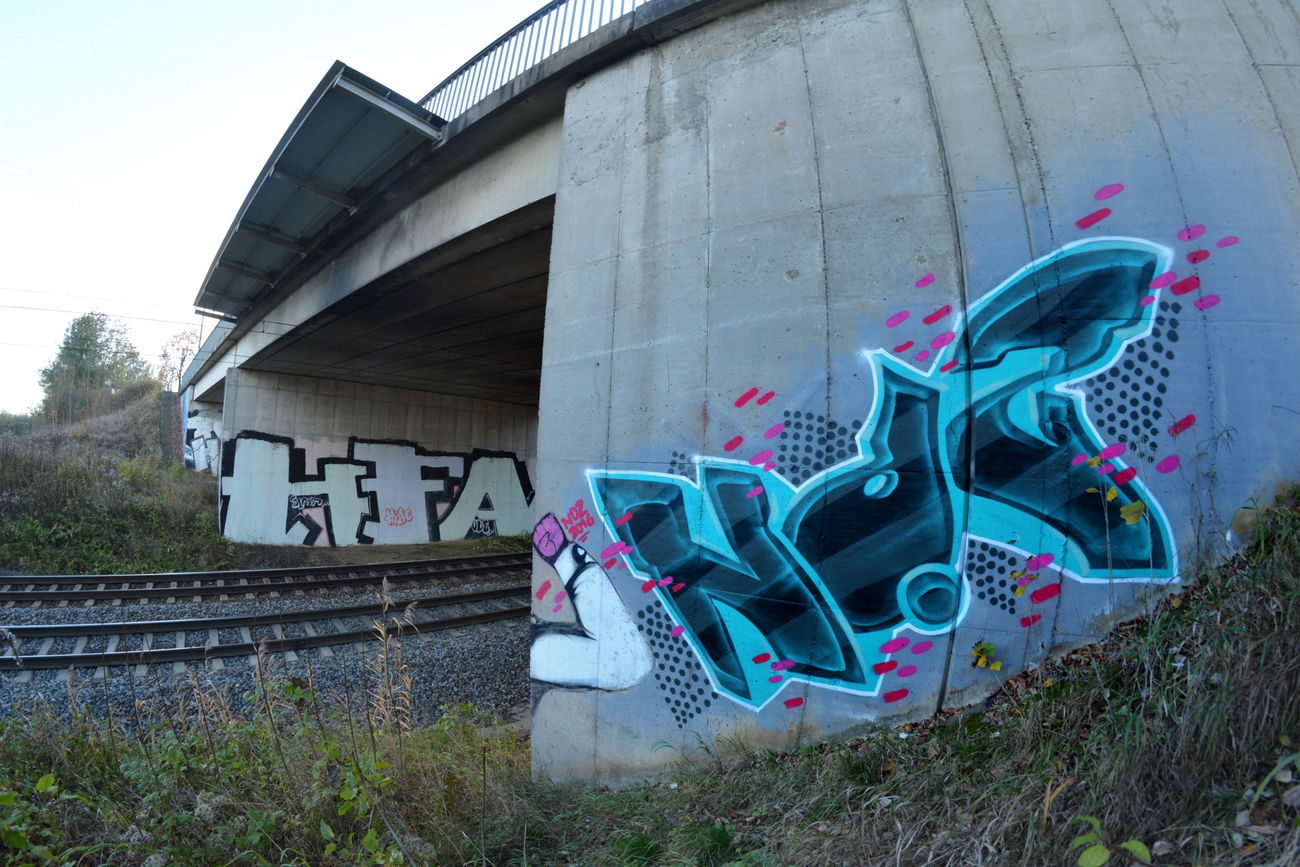 Graffiti Bombing in Frankfurt (oder) - Photo by NOIIO3 - NO2, NR2, NUMBER2 (2016)