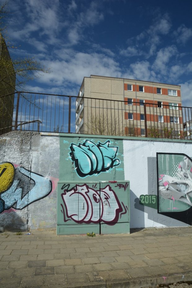 Graffiti Bombing - Photo by NOIIO3 - no2 (2013)