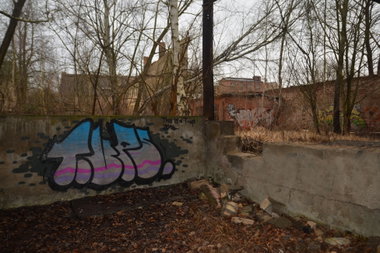 Graffiti Wall in Frankfurt (Oder) - Photo by NOIIO3 - tups, tup, thijisatup (2016)