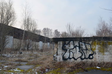 Graffiti Bombing in Frankfurt (Oder) - Photo by NOIIO3 - tups, throwup, tup (2016)