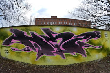 Graffiti Bombing - Photo by NOIIO3 - no2 (2017)