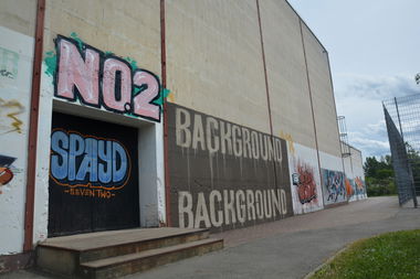 Graffiti Wall - Photo by NOIIO3 - no2, nr2, number2 (2017)