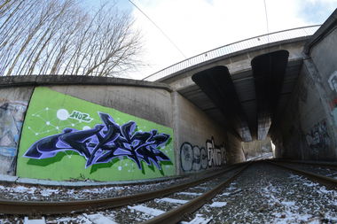 Graffiti Wall - Photo by NOIIO3 - no2, nr2, numbertwo (2016)