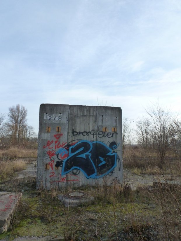 Graffiti Wall - Photo by NOIIO3 (2013)