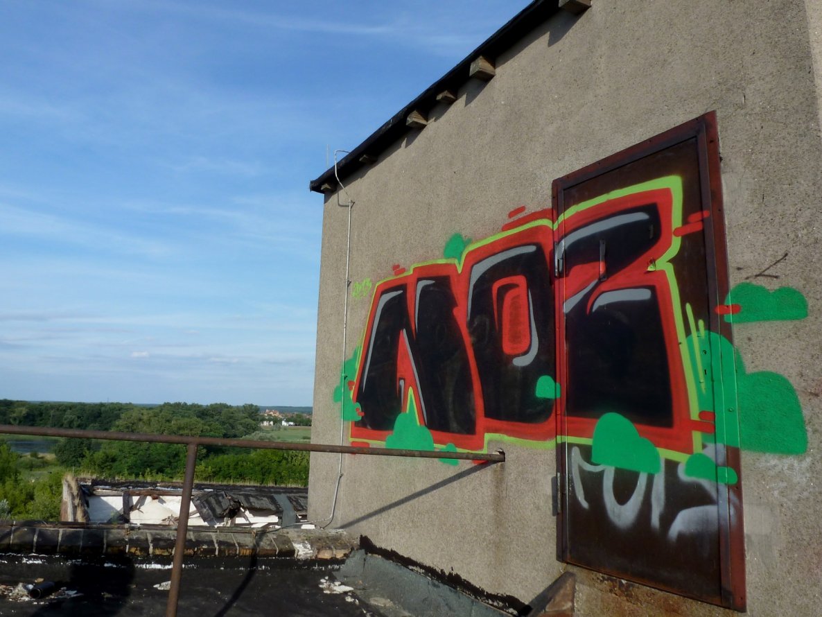 Graffiti Wall - Photo by NOIIO3 (2013)