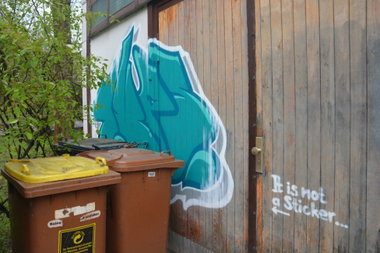 Graffiti Wall - Photo by NOIIO3 - tups, throwup, tup (2016)