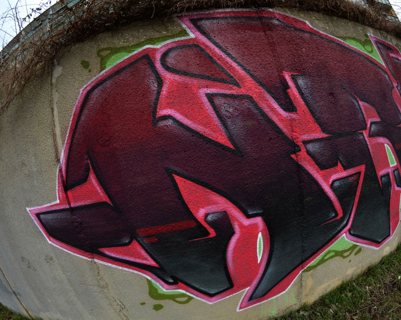 Graffiti Bombing - Photo by NOIIO3 - no2, nr2 (2017)