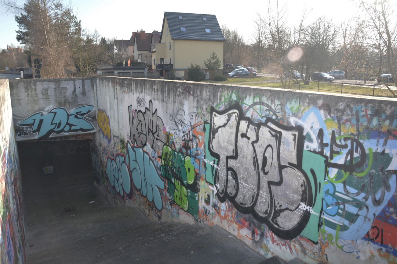 Graffiti Bombing - Photo by NOIIO3 - tups, throwups, bubble (2016)