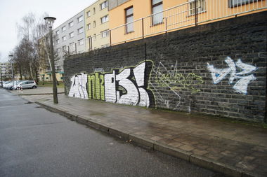 Graffiti Bombing - Photo by NOIIO3 (2012)