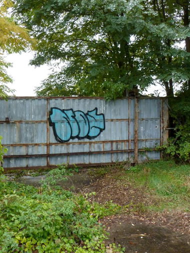 Graffiti Bombing - Photo by NOIIO3 - no2, numbertwo, nuber2 (2013)