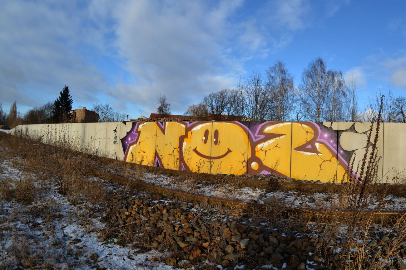 Graffiti Bombing - Photo by NOIIO3 - no2, numbertwo, number2 (2016)