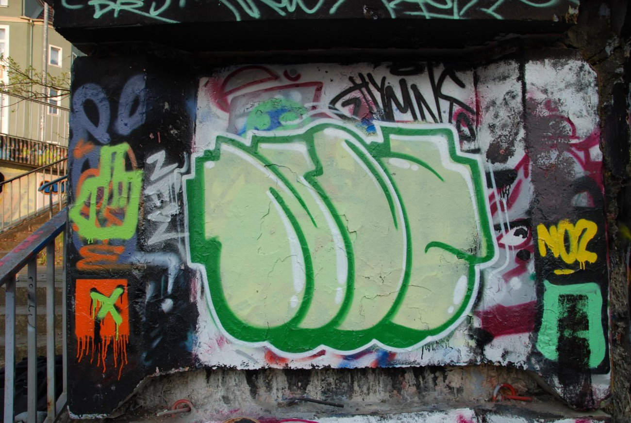 Graffiti Wall - Photo by NOIIO3 (2014)