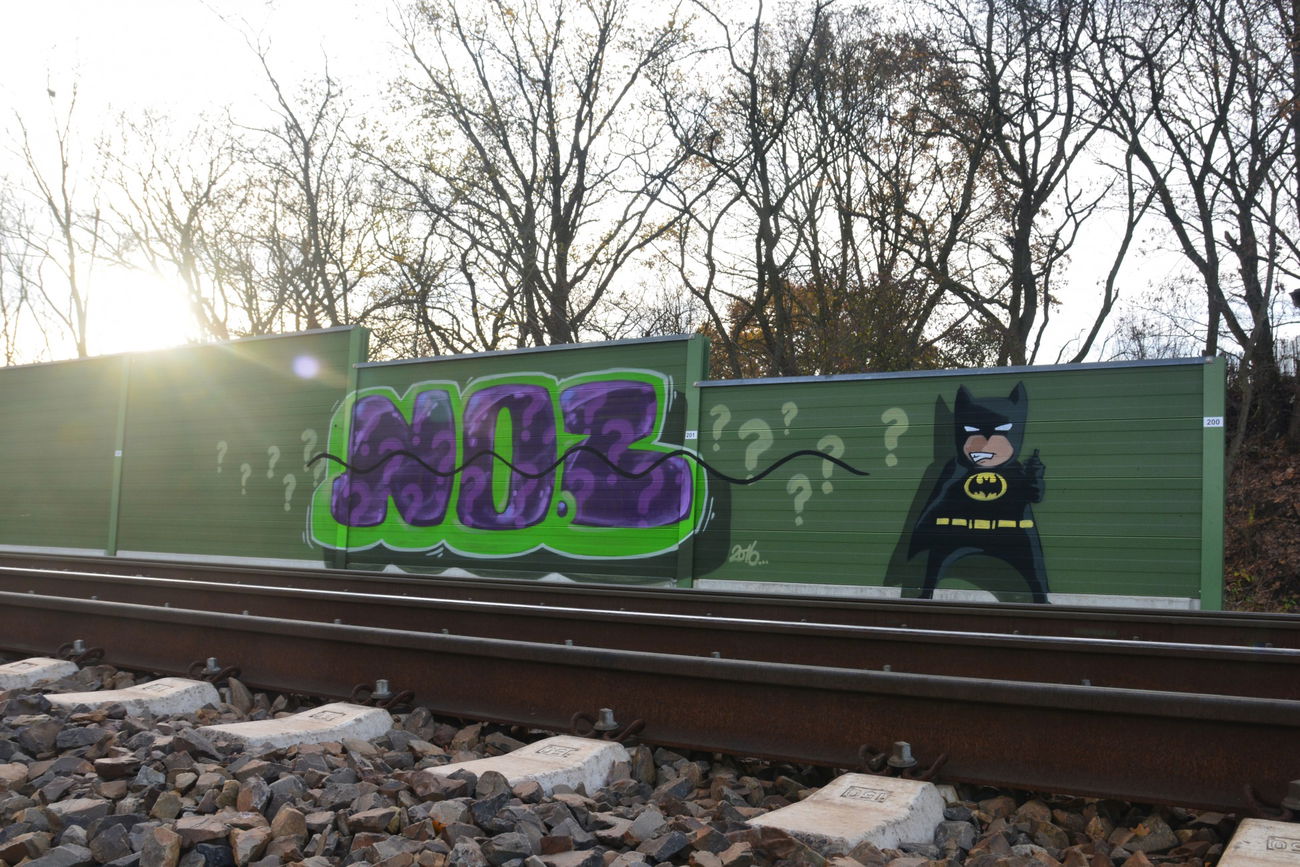 Graffiti Bombing in Frankfurt (Oder) - Photo by NOIIO3 - no2, number2, nummerzwei (2016)