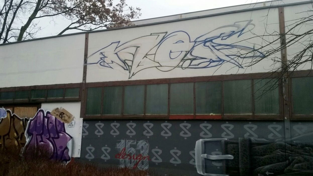 Graffiti Wall - Photo by NOIIO3 - no2 (2016)