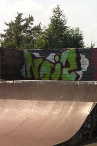 Graffiti Wall - Photo by NOIZ11 - Noiz, One, Green (2014)