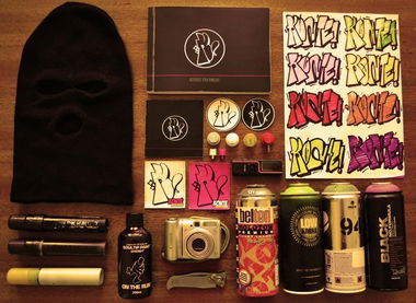 Graffiti Artwork - Photo by NONAME