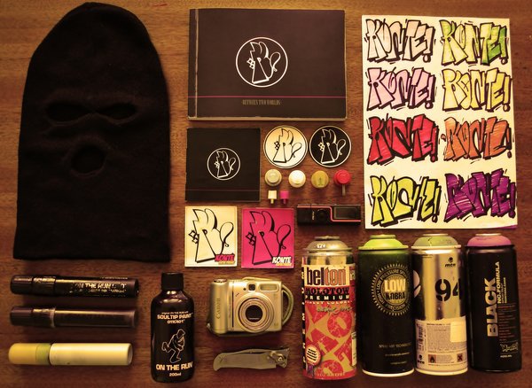 Graffiti Artwork - Photo by NONAME