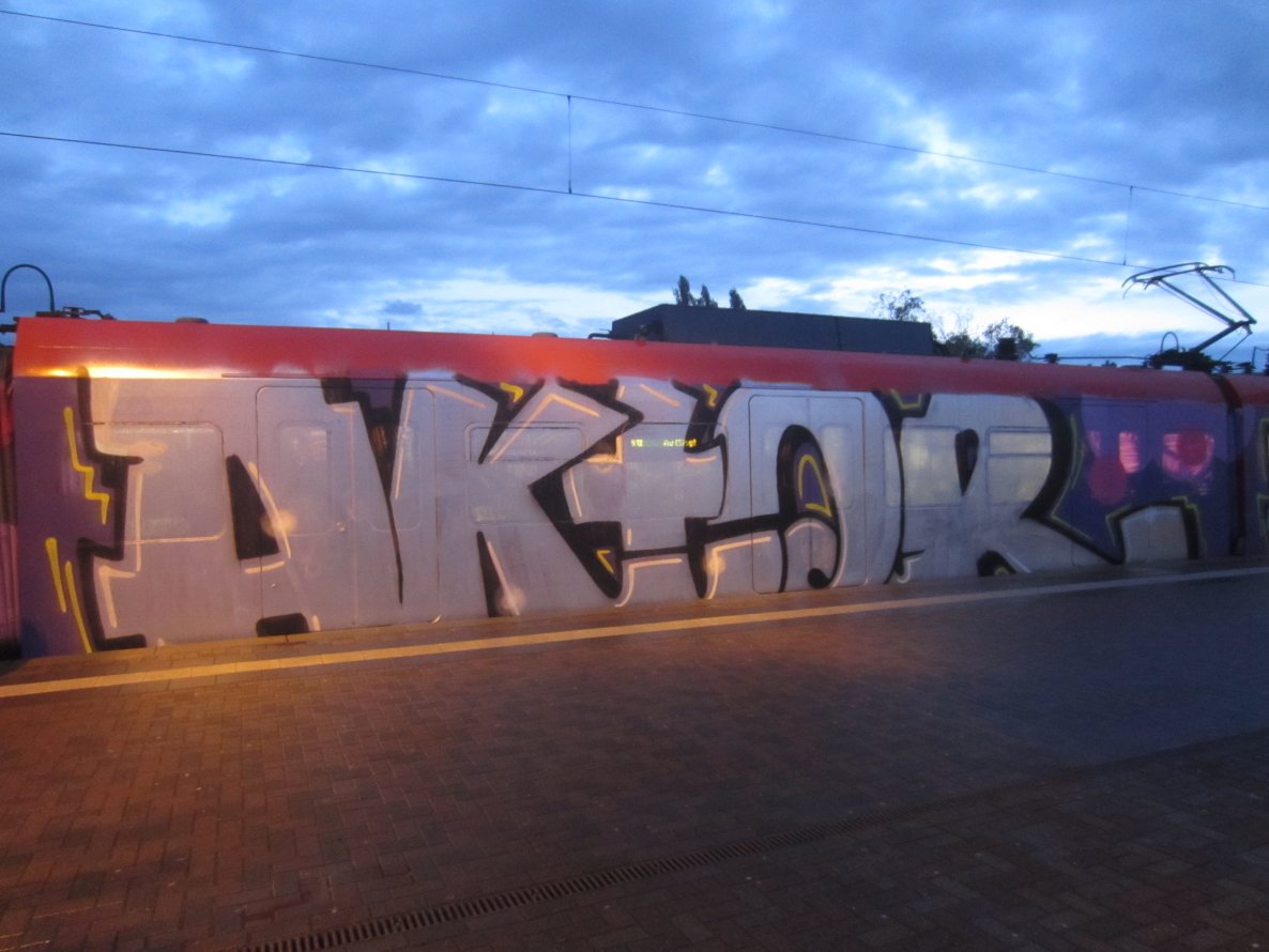 Graffiti Train - Photo by NRW_graff - aktor, wholecar