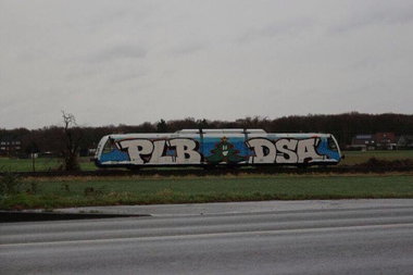 Graffiti Train - Photo by NRW_graff - plb, dsa, wholetrain