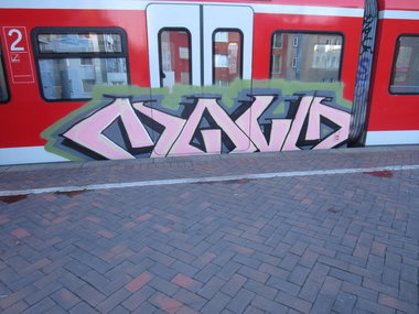 Graffiti Train - Photo by NRW_graff