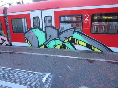 Graffiti Train - Photo by NRW_graff