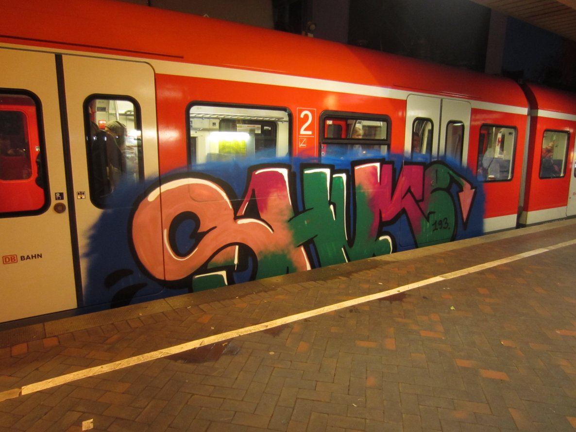 Graffiti Train - Photo by NRW_graff