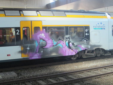 Graffiti Train - Photo by NRW_graff