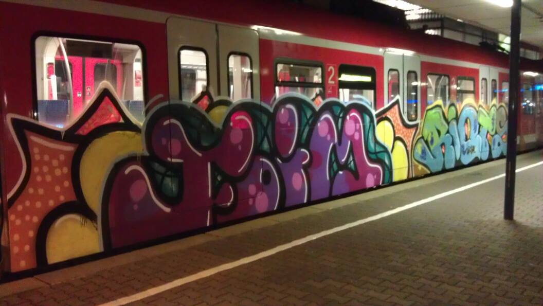 Graffiti Train - Photo by NRW_graff - Foim, ritos