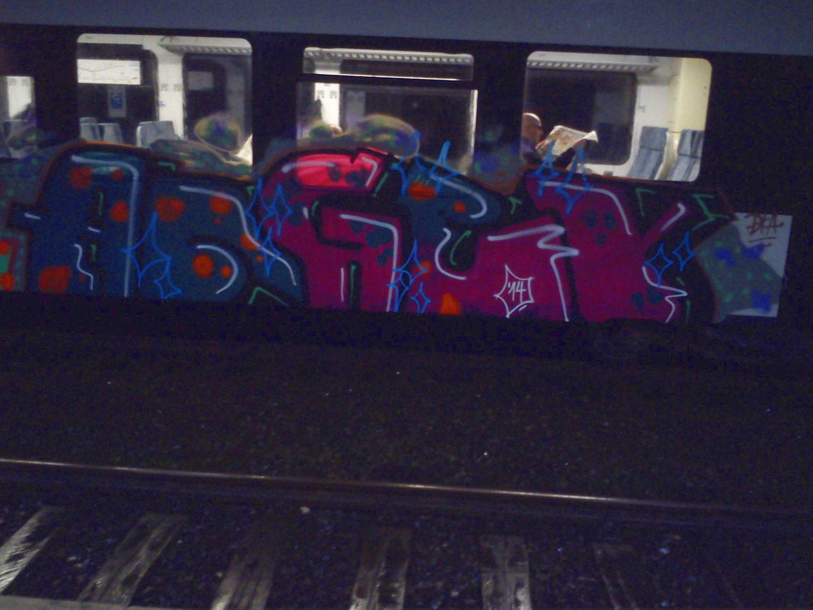 Graffiti Train - Photo by Nahrungsmittel - ANGRY, ANTIFA, RB50 (2014)