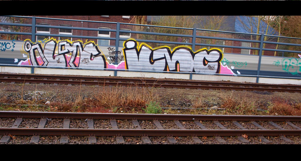 Graffiti Bombing - Photo by Nahrungsmittel - ILMC, AROMA, BOI (2014)