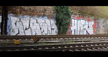 Graffiti Bombing - Photo by Nahrungsmittel - SCREW, 143, HMR (2012)