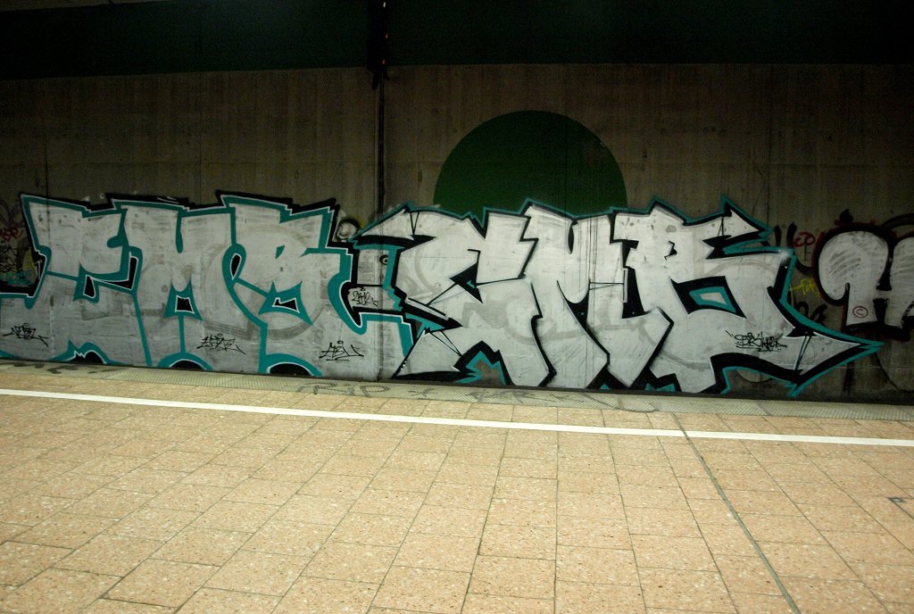 Graffiti Wall - Photo by Nahrungsmittel - CMB, HAZE, NEBL