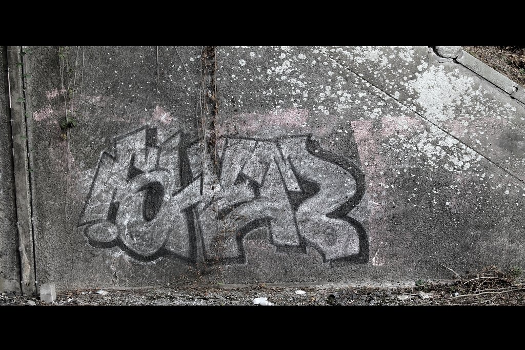 Graffiti Bombing - Photo by Nahrungsmittel - Shem