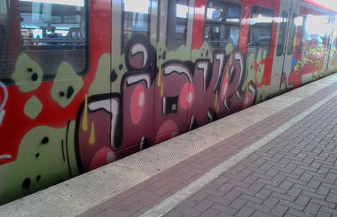 Graffiti Train - Photo by Nahrungsmittel - JOKE, SCREW, KWA