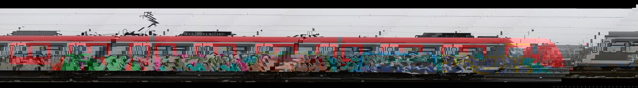 Graffiti Train - Photo by Nahrungsmittel - Rino, WCMC, WATER