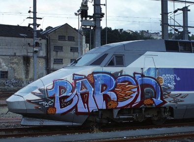 Graffiti Train in Plou - Photo by Nameless - Baron, TNC (2009)