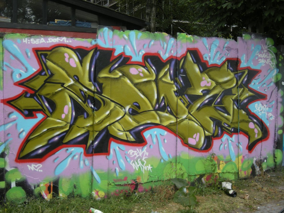 Graffiti Wall in Copenhagen - Photo by Nameless - SEIZ (2013)