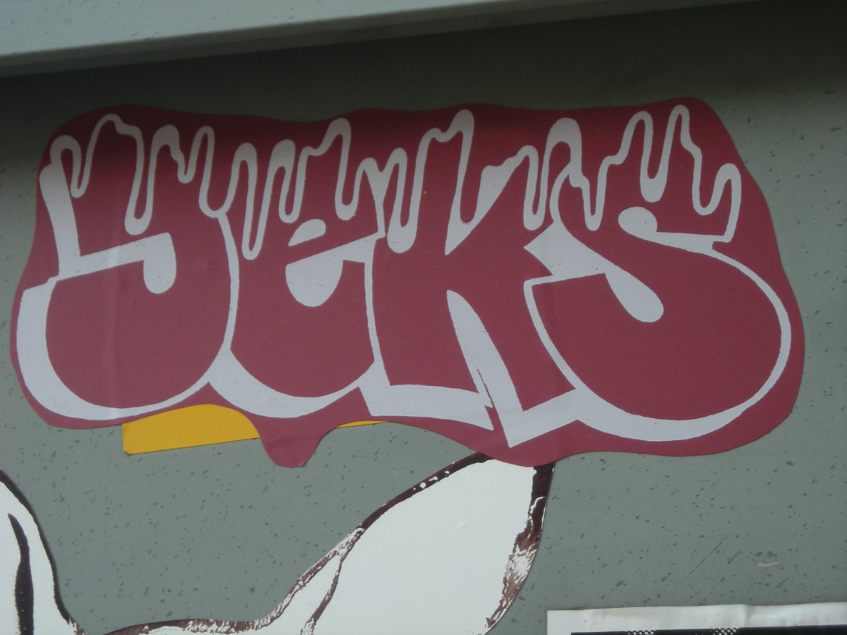 Graffiti Street Art in Stockholm - Photo by Nameless - JEKS