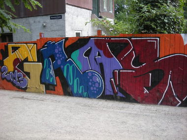 Graffiti Wall in Copenhagen - Photo by Nameless - GRAS (2013)
