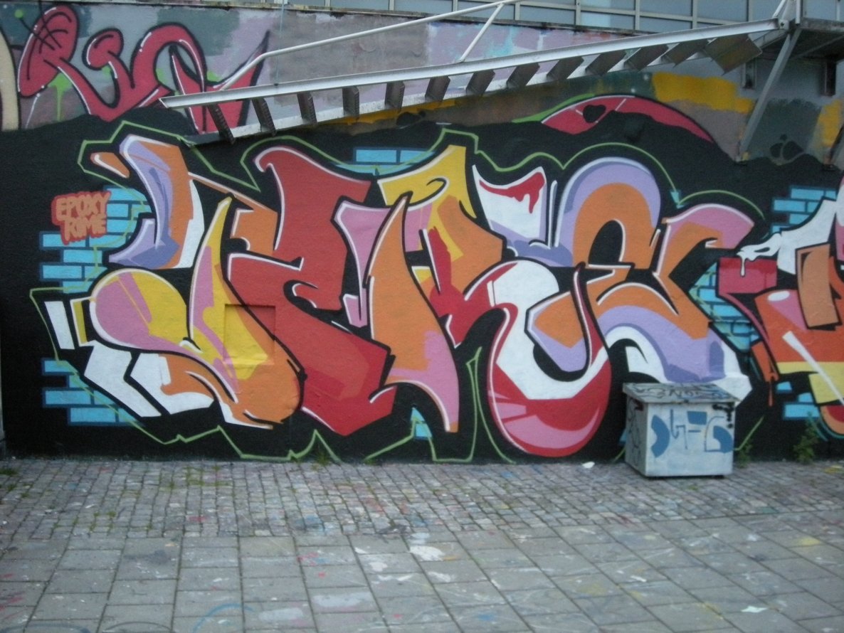 Graffiti Wall in Bergen - Photo by Nameless (2013)