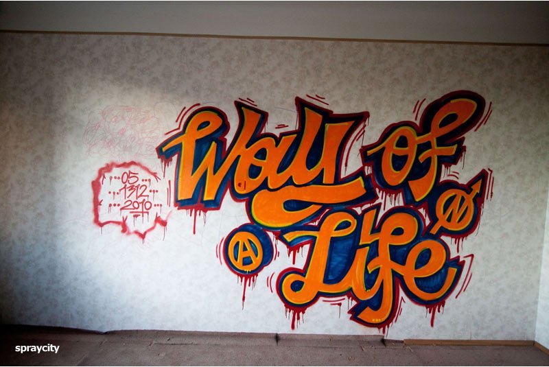 Graffiti Wall - Photo by Nameless - WALL, OF, LIFE (2010)