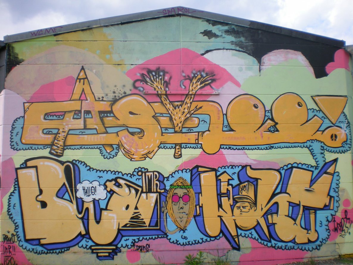 Graffiti Wall in Osnabrück - Photo by Nameless - BRAVO, WORT, IMR (2009)