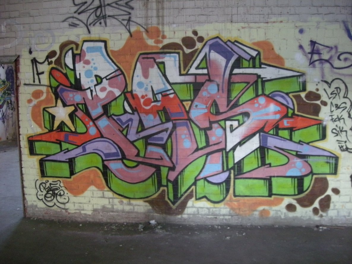 Graffiti Wall in Osnabrück - Photo by Nameless - PAS