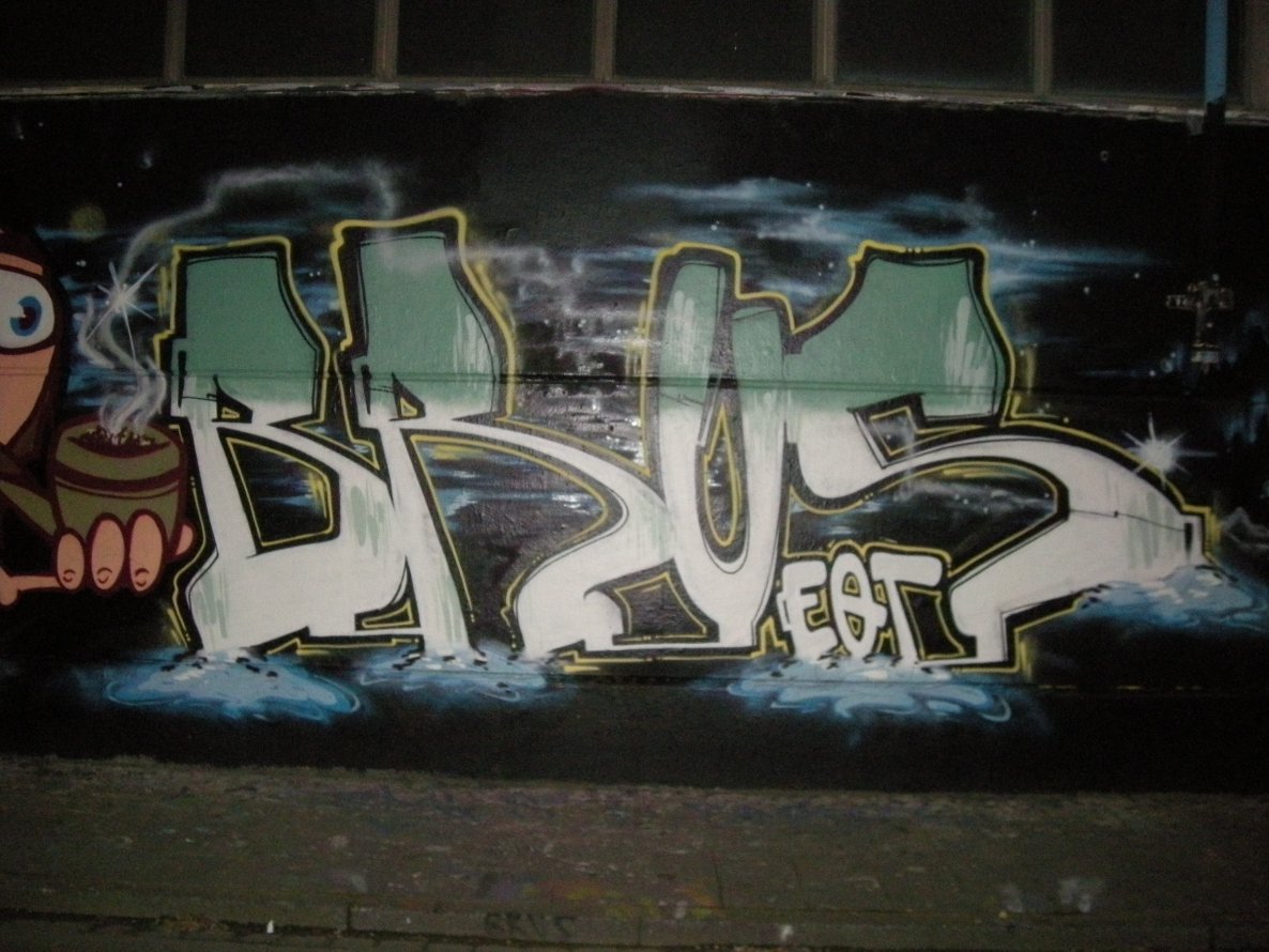 Graffiti Wall in Münster - Photo by Nameless - BRUS, EQT (2014)