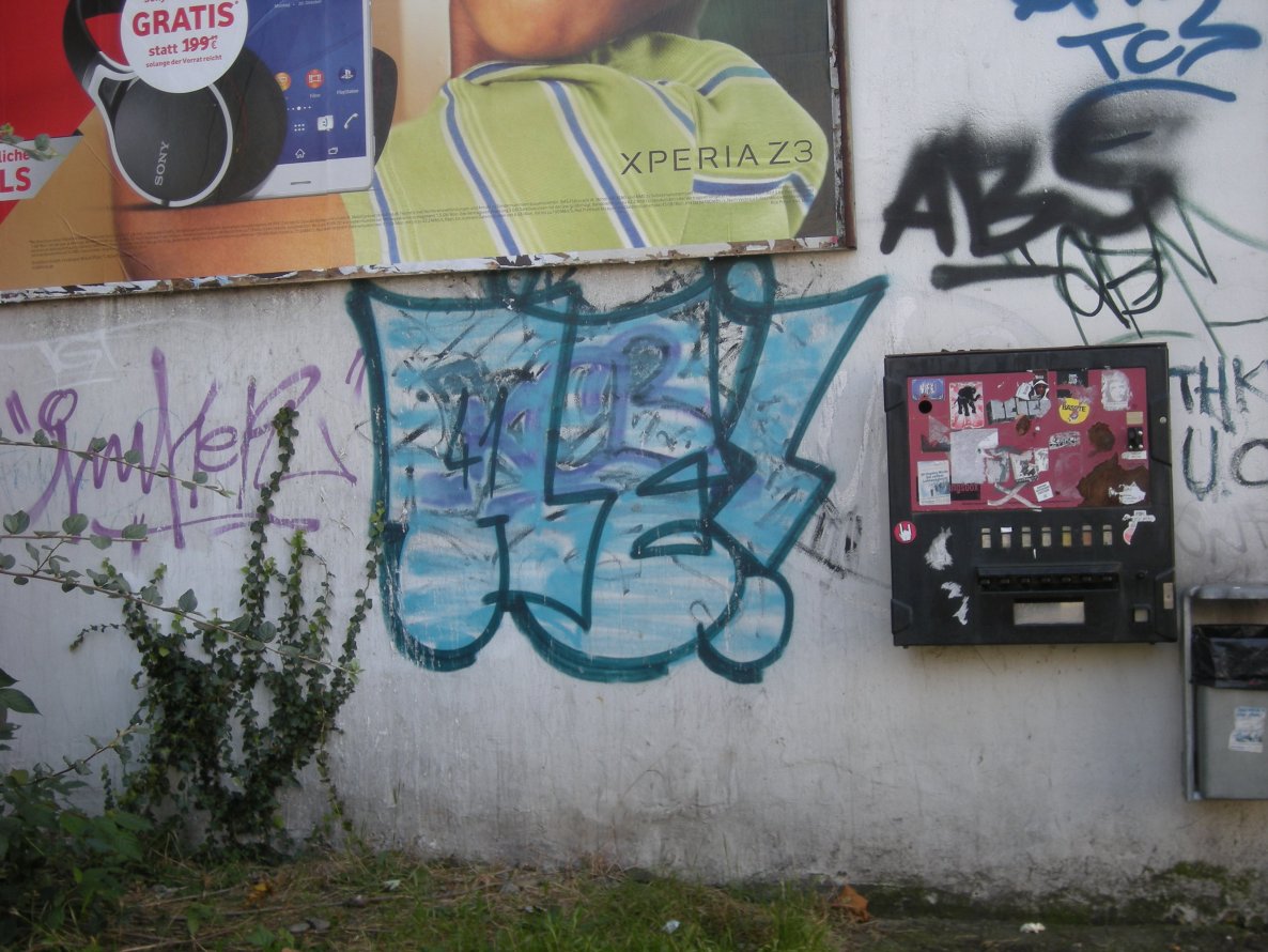 Graffiti Bombing in Osnabrück - Photo by Nameless - AE