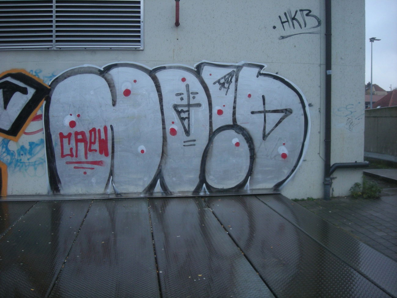 Graffiti Bombing in Osnabrück - Photo by Nameless - NOID, NLF (2017)